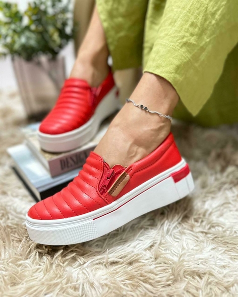 Tênis Yate Slip Plataforma Vermelho Conforto e Estilo - comprar online