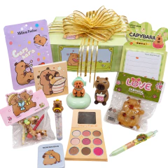 Box Capibara Maquillaje Kawaii Set Paleta Regalo Completo