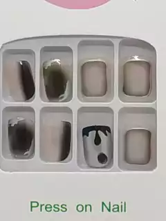 Press On Nails Modelo Corto - Chicas Bond