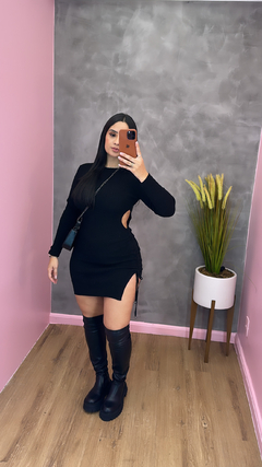 Vestido Duda Tubinho com Fenda Tricot com Manga - Preto no - comprar online