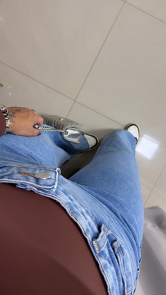 Calça Jeans Wide Leg - Lavagem Clara na internet