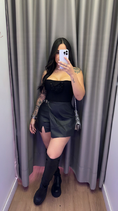 Short Saia Fivela - Preto