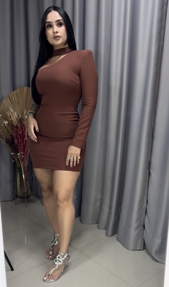 Vestido Ayra Talgui Nula Manga Com Detalhe Chocker - Marrom - Anna Closet DF 