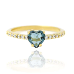 ANEL SOLITÁRIO DE CORAÇÃO CRAVEJADO DE ZIRCÔNIAS - BANHADO A OURO18K - loja online