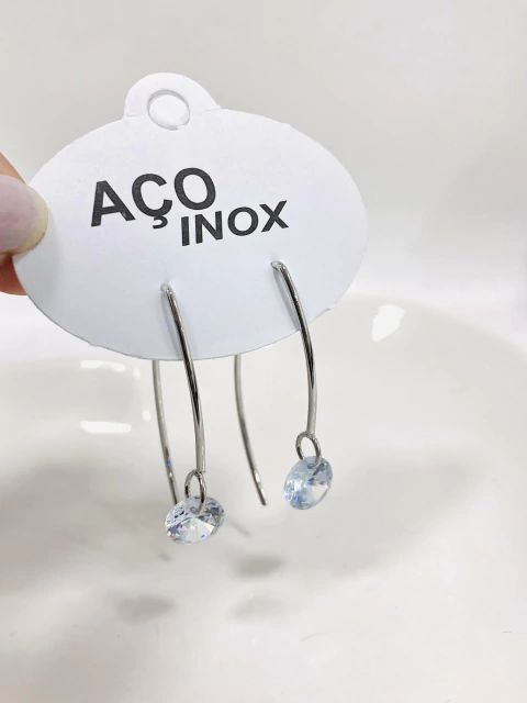 Brinco Formato Gancho com Zircônia Aço Inox - comprar online