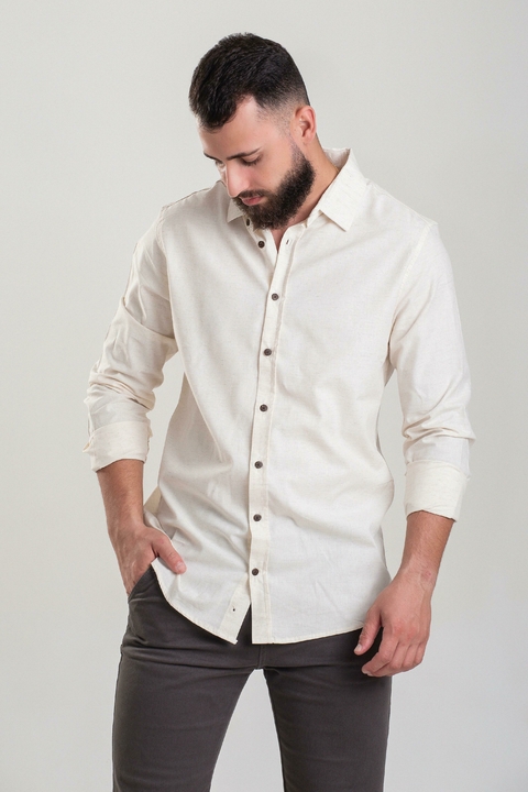 Camisa social masculina manga longa slim fit em linho bege