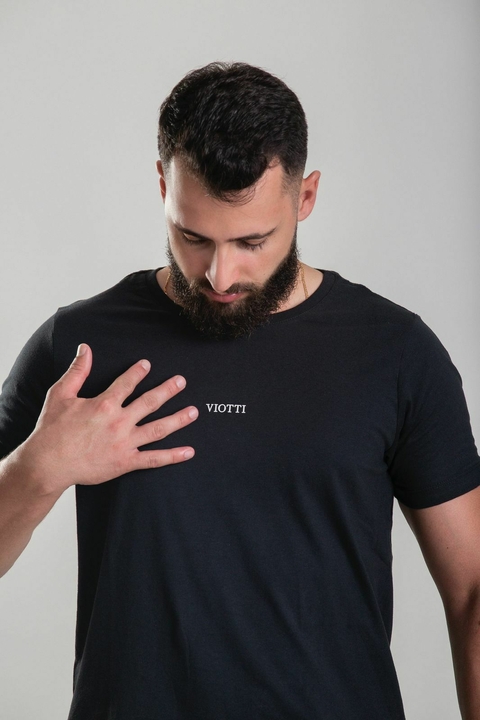 Camiseta masculina preta basic viotti