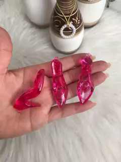 Pingente Sapatinho da Barbie em Acrílico - Donana Biju