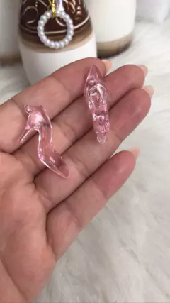 Pingente Sapatinho da Barbie em Acrílico - loja online