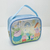 Bolsa personalizada da Peppa Pig com ilustração da família Peppa em um cenário colorido.