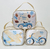 Três bolsas personalizadas com temas de transporte, incluindo carro, bicicleta e avião.