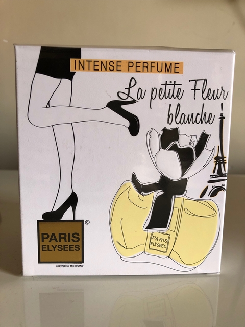 Paris Elysees La Petite Fleur Blanche