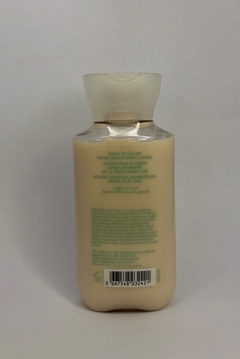 Bath & Body Works 88ml Magic in the Air - comprar online