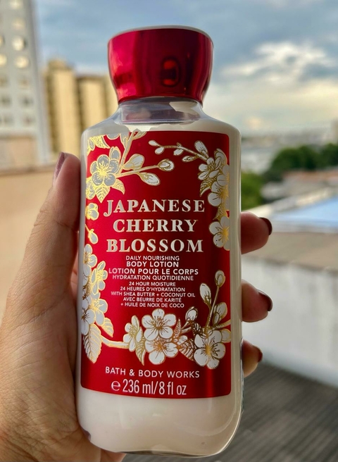 Bath & Body Works Japanese Cherry Blossom Hidratante corporal 236ml