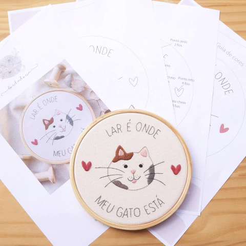 Risco para bordar Lar Gato