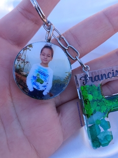 Chaveiro de Resina Personalizado de Letra com Pedras - comprar online