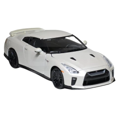 Miniatura De Ferro Nissan GT-R R35 2017 1/24 18cm Bburago na internet