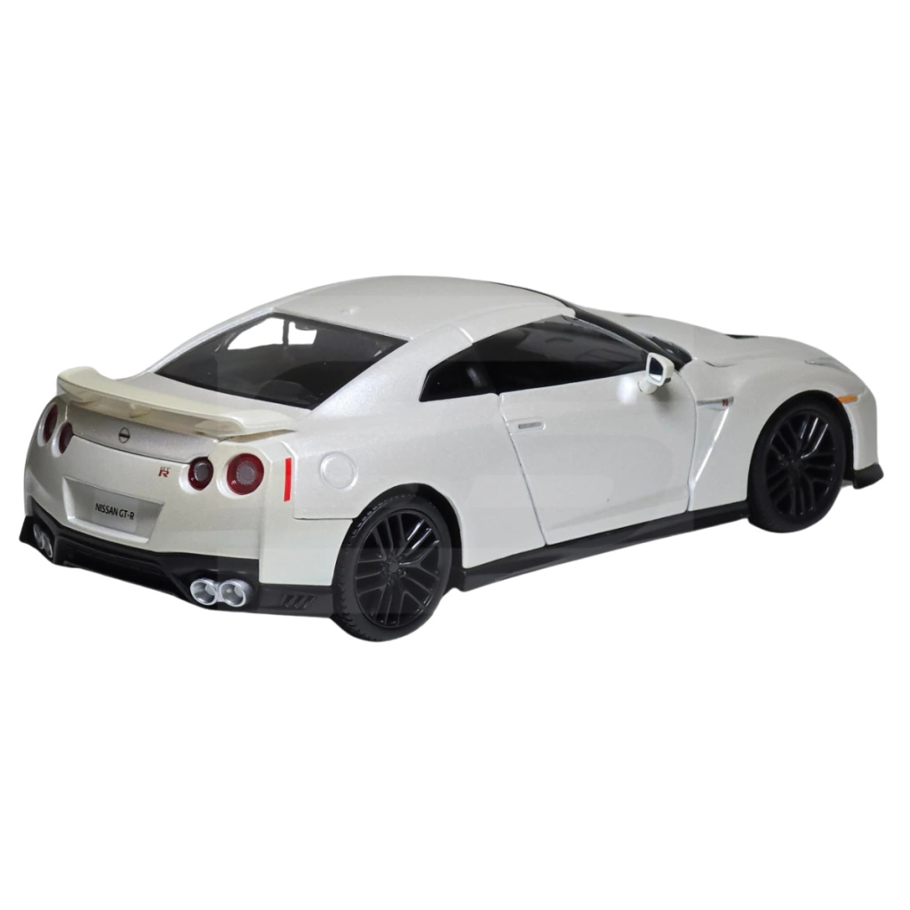 Miniaturas Nissan Escala 1/64 a 1/18 | Stage Colecionáveis