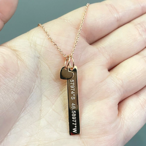 Pingente Personalizado de Prata, Plaquinha Fina + Coração 3,0cm, 0,7cm com Banho de Ouro