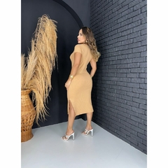 Vestido Midi Básico de Manga Com Fenda - comprar online
