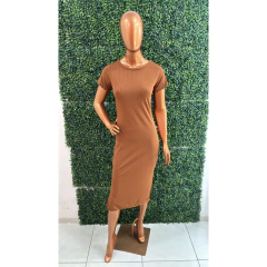 Vestido Midi Básico de Manga Com Fenda - comprar online