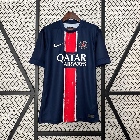 Camisa-PSG-I-Home-24/25-Camiseta-PSG-Azul-Nike-Masculina-Uniforme-PSG-Home-24/25-Masculino-Réplica-Camisa-PSG-Azul-Edição-Titular-PSG-I-Home-24/25-Camiseta-de-Futebol-Masculina-Nike-PSG-Jersey-PSG-Azul-Nike-Modelo-Oficial-PSG-Home-24/25-Masculino-Camisola