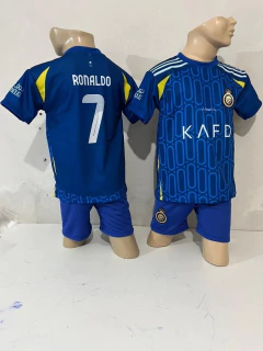 Conjunto Infantil Uniforme De Time De Futebol - comprar online