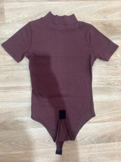Body Feminino Manga Curta Gola Alta Canelado na internet