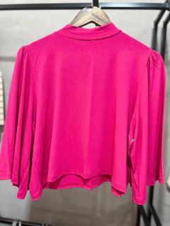 Blusinha Gola Alta Meia Estação - comprar online