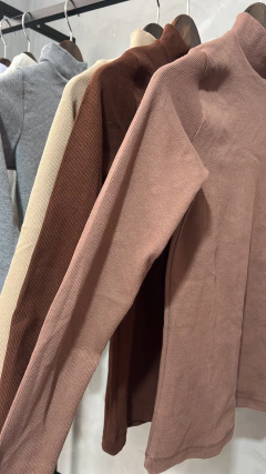 Imagem do Manga Longa gola alta