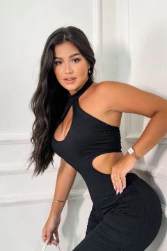 Macacão Gringa Canelado Abertura No Decote na internet