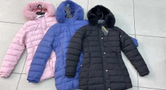 Jaqueta Parka Sobre tudo com pelinhos