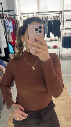 Manga Longa gola alta