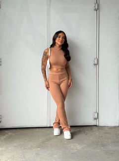 Conjunto Feminino Canelado Cropped Mula Manca E Calça Flare - Kit Multimarcas