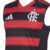 Regata masculina do Flamengo na cor preta e vermelha, com listras e logotipo do clube.