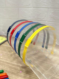 KIT 5 TIARAS ADAPTÉVEIS - ESCOLAR - comprar online