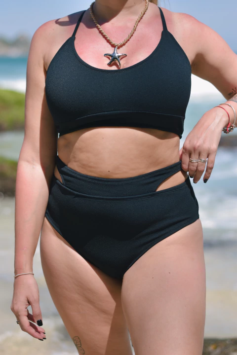 Bombacha con recortes - texturada negro - comprar online