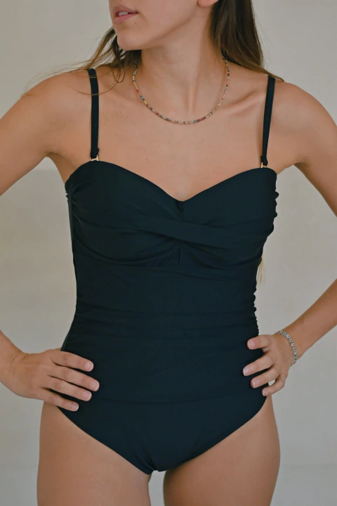Enteriza drapeada bandeau - negro - comprar online