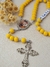 Terço Cordão com Foto - Amarelo/Prata - comprar online
