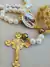 Terço Cordão com Foto - Perolado/Dourado - comprar online