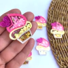 APLIQUE CUPCAKE EM ACRÍLICO COM MOVIMENTO ROSA - 1 UNIDADE