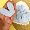 APLIQUE ORELHINHA DE COELHO EM PELUCIA AZUL BEBÊ - 1 UNIDADE