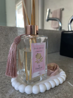 Kit aromatizador, sabonete de rosas e bandeja na internet