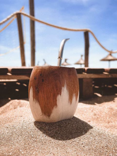 MATE DE ALGARROBO PEZUÑA