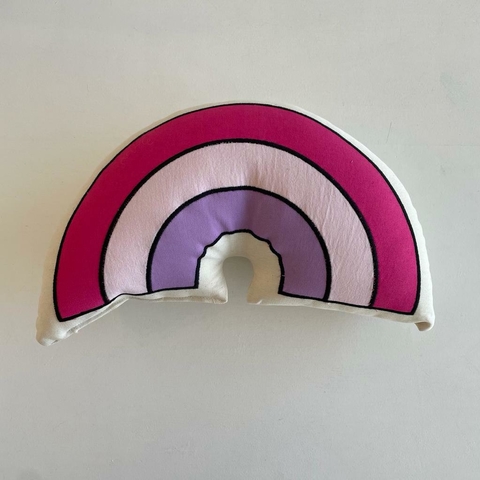 Almohadón forma de arcoiris