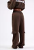 CALÇA CARGO MOLETOM SANTABELLA OVERSIZED CACAU na internet