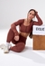CROPPED DEFINE LUXE CANELADO BROWN - comprar online