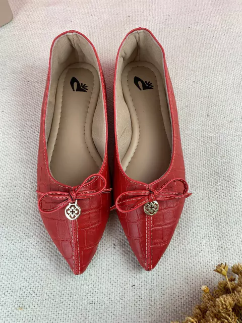 Sapatilha Alongada Vermelha Com Medalha P - comprar online