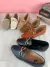 Mocassim Quadrado Aveia Com Enfeite Infinito - comprar online