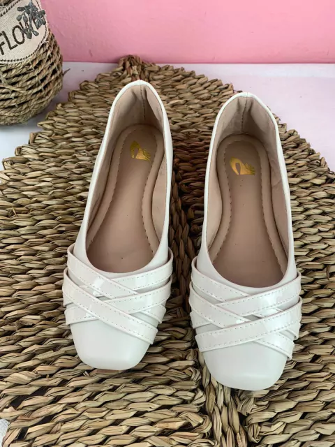 Sapatilha Bico Quadrado Branca - comprar online